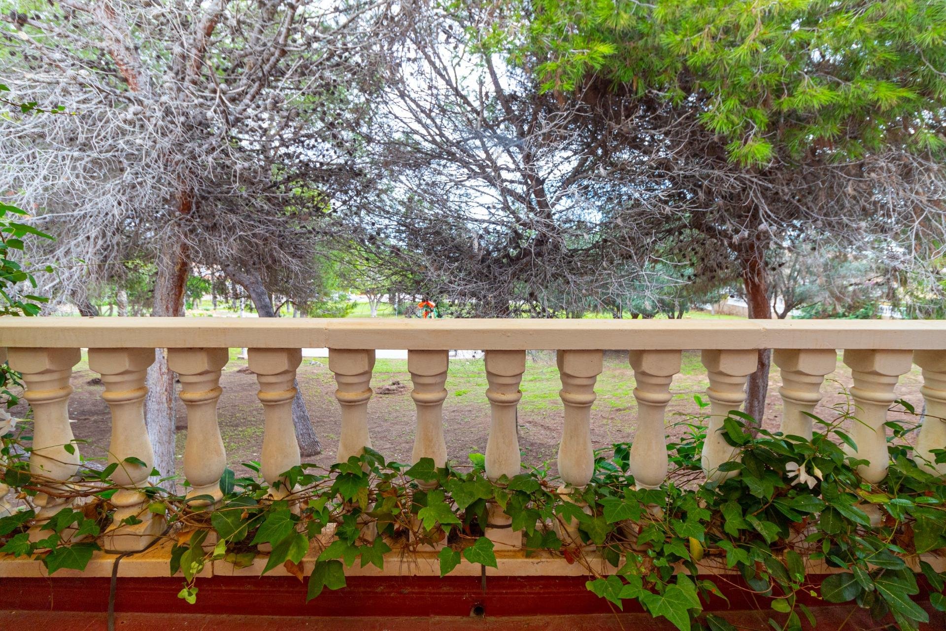 Resale - Terraced house -
Torrevieja - Los altos