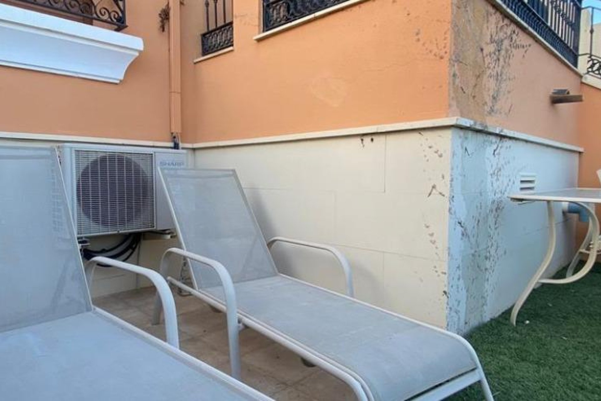 Resale - Townhouse -
Algorfa - La finca