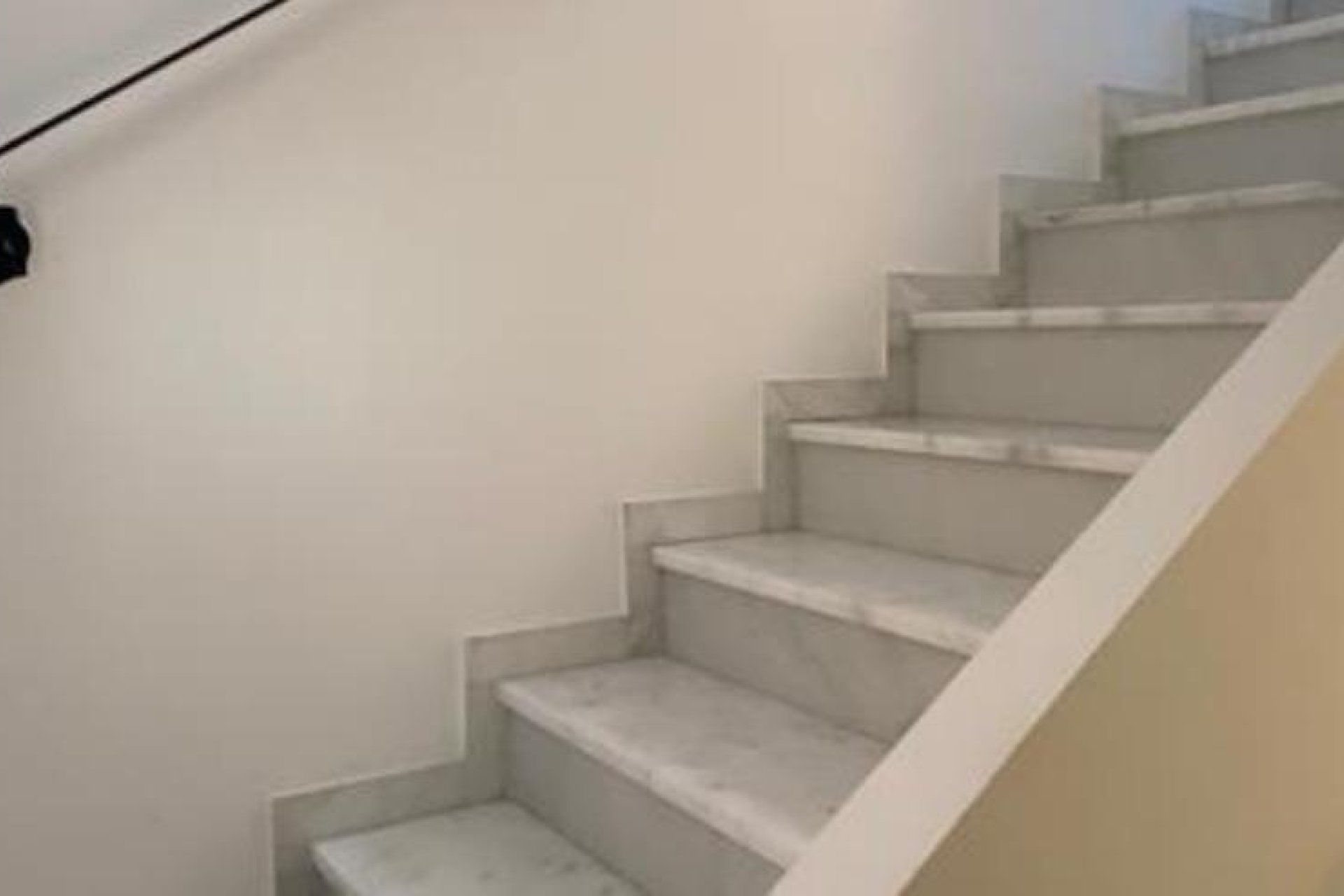 Resale - Townhouse -
Algorfa - La finca