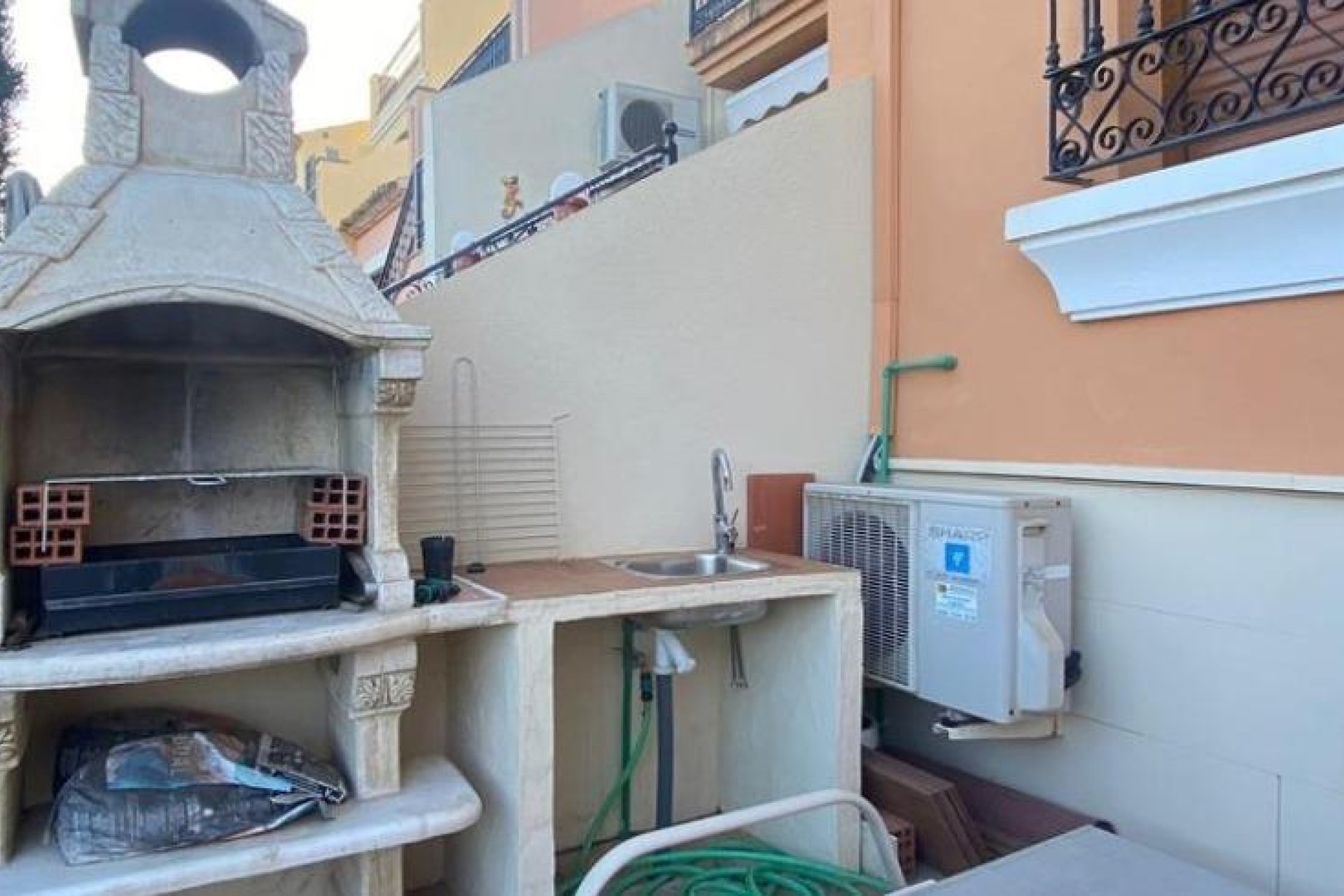 Resale - Townhouse -
Algorfa - La finca