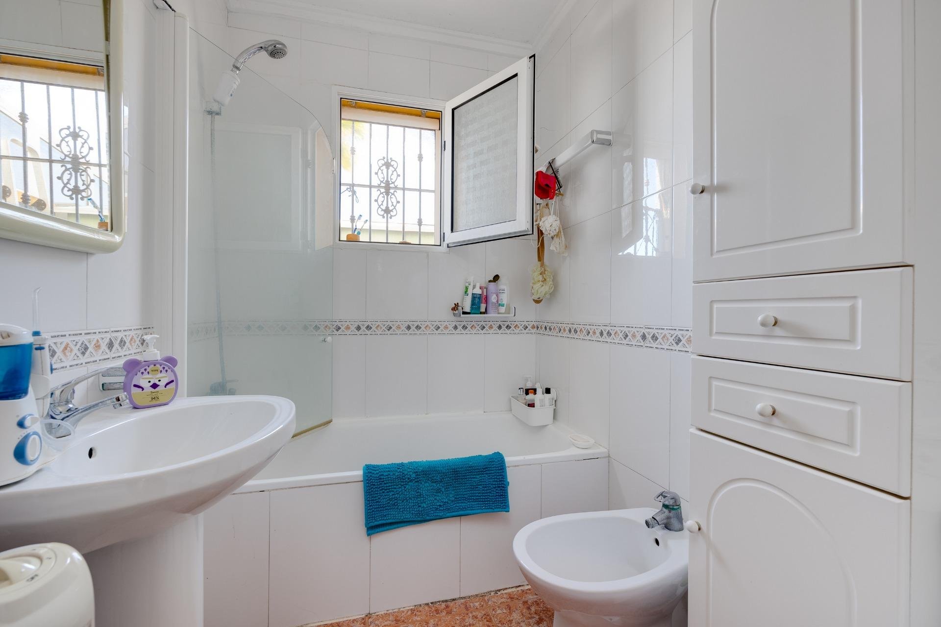 Resale - Townhouse -
Orihuela Costa - La Florida