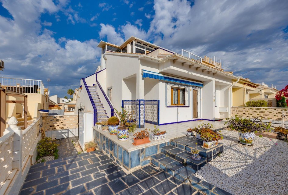Resale - Townhouse -
Orihuela Costa - La Florida