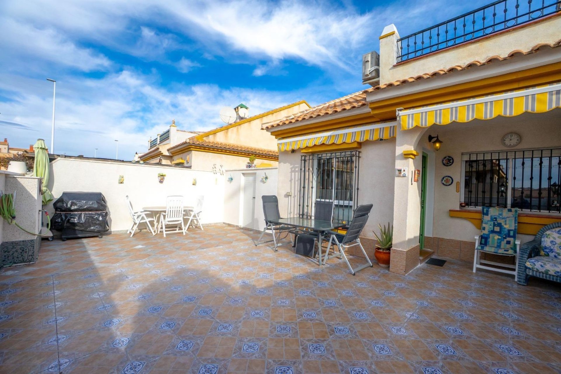 Resale - Townhouse -
Orihuela Costa - La Regia