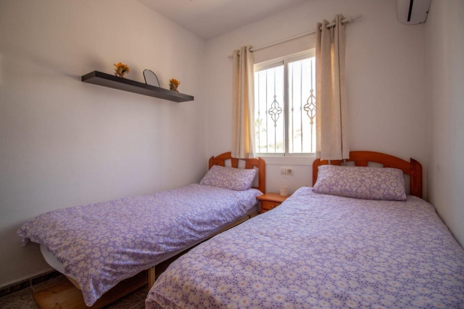 Resale - Townhouse -
Orihuela Costa - La Regia