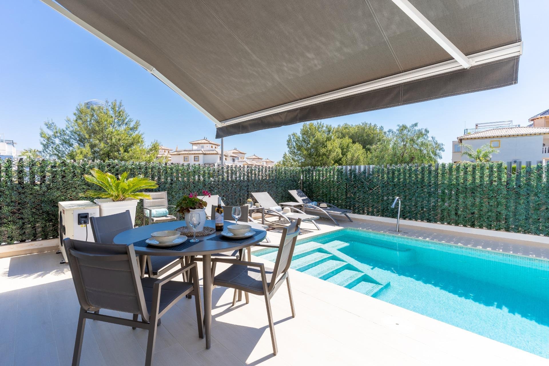 Resale - Townhouse -
Orihuela Costa - Lomas de Cabo Roig-Los Dolses