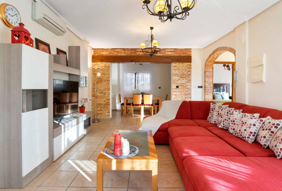 Resale - Townhouse -
Orihuela Costa - Los Almendros-La Florida