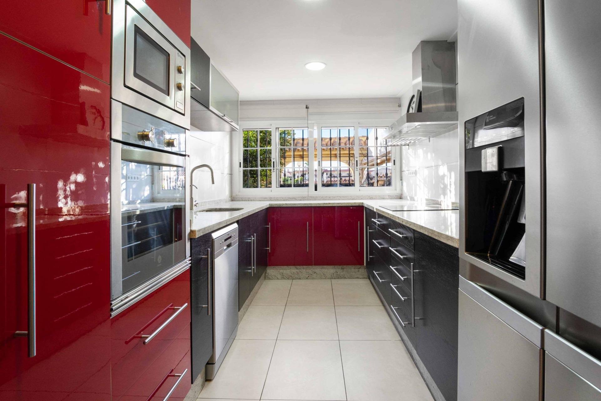 Resale - Townhouse -
Orihuela Costa - Los Almendros-La Florida