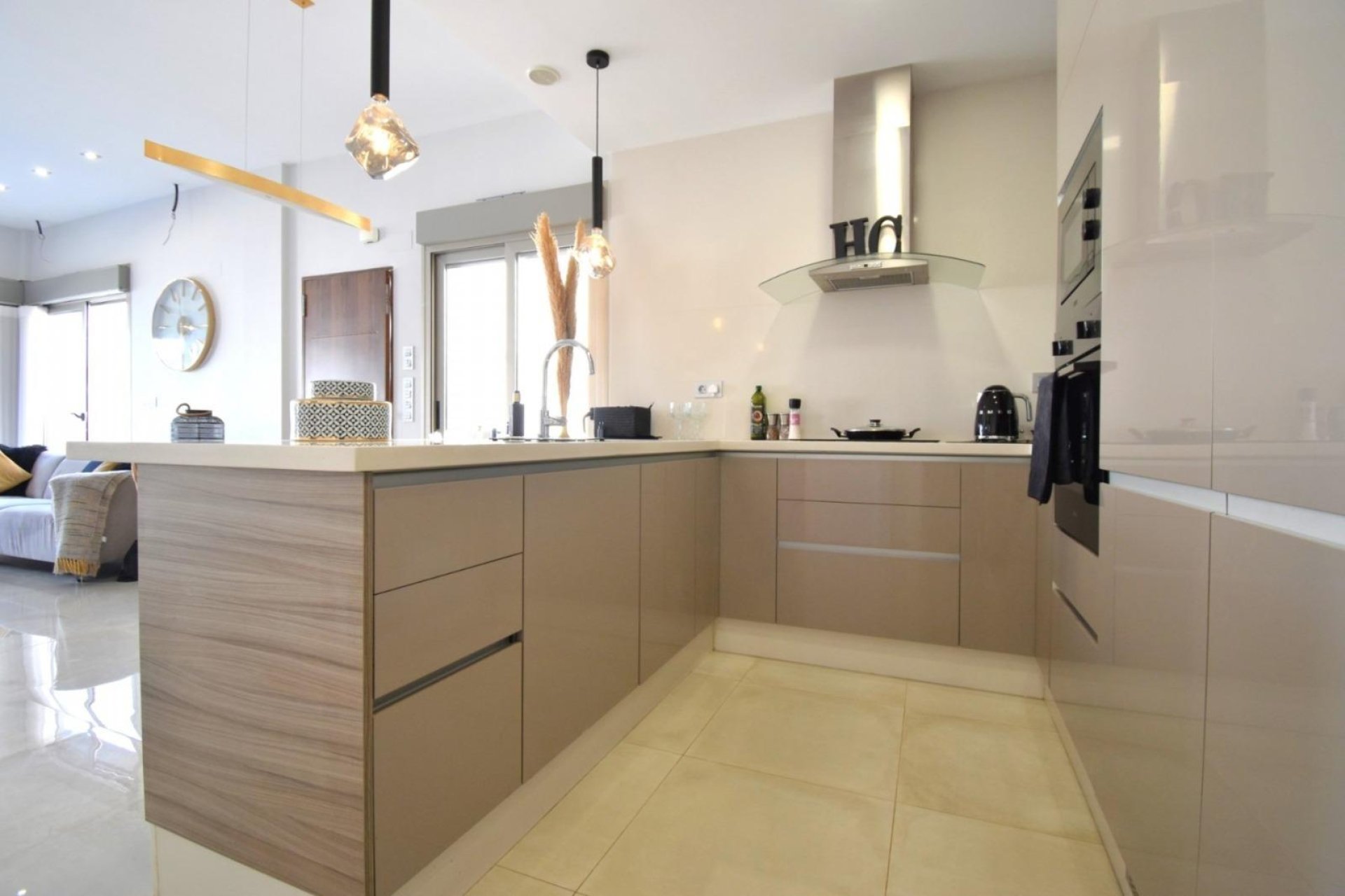 Resale - Townhouse -
Orihuela Costa - PAU 26