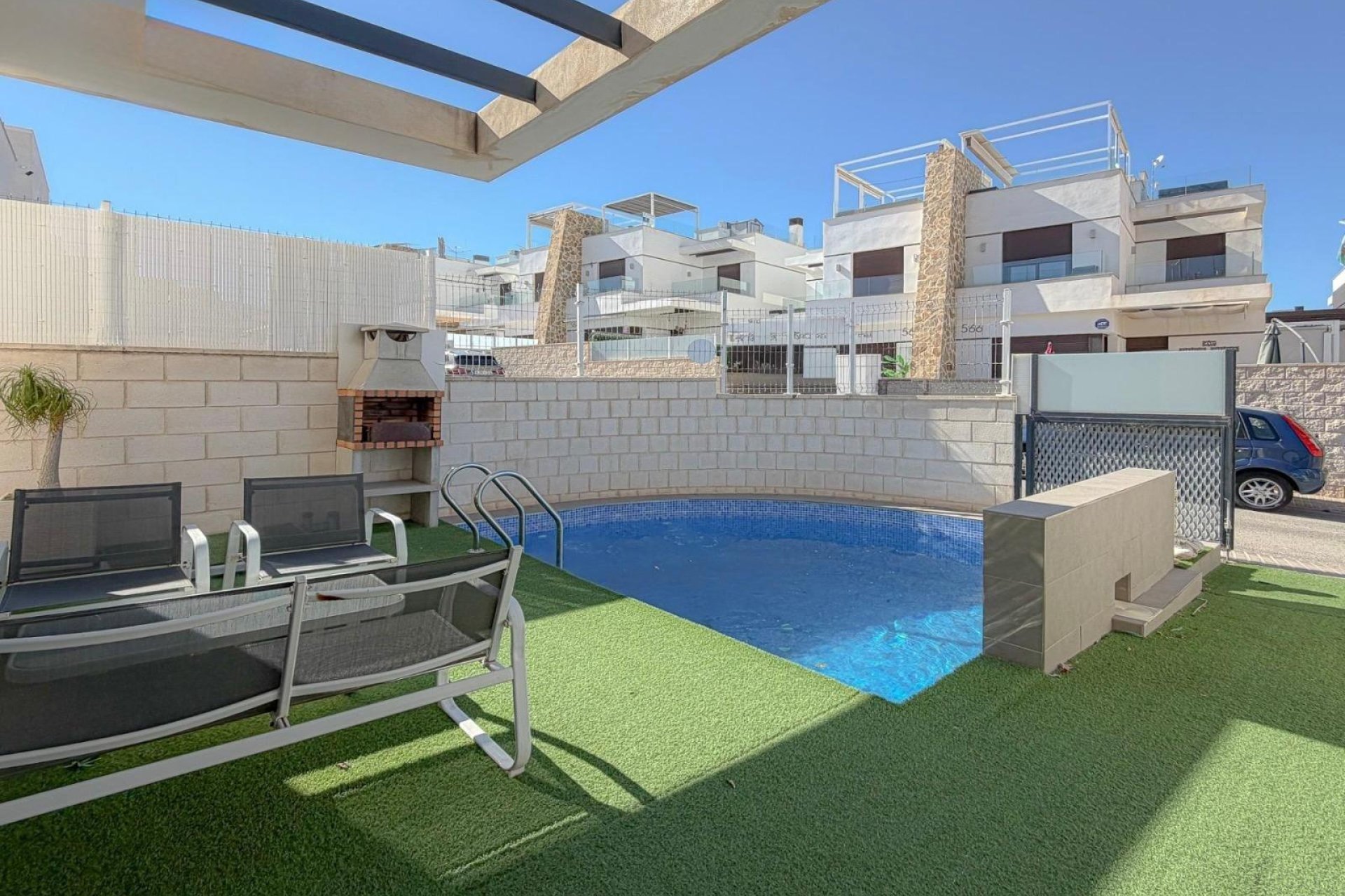 Resale - Townhouse -
Orihuela Costa - PAU 26