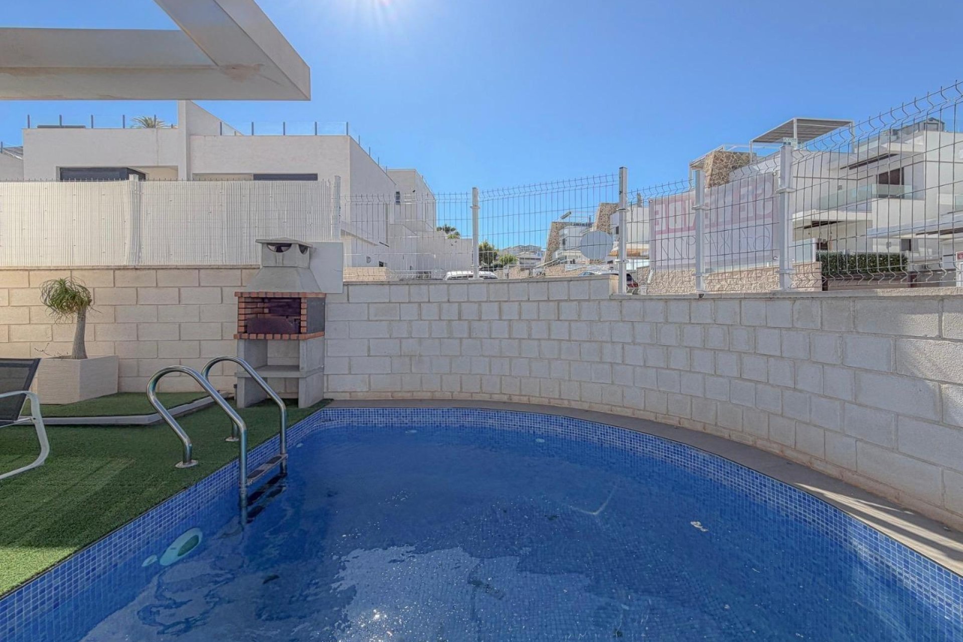 Resale - Townhouse -
Orihuela Costa - PAU 26