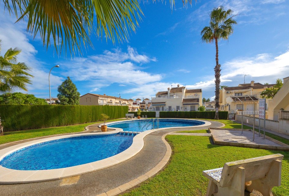 Resale - Townhouse -
Orihuela Costa - Playa Flamenca