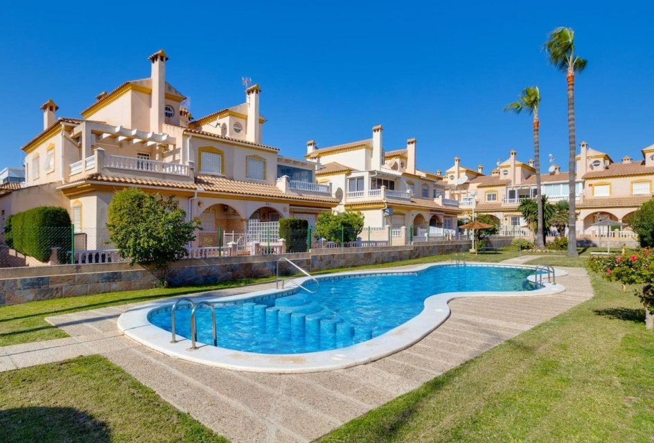 Resale - Townhouse -
Orihuela Costa - Playa Flamenca