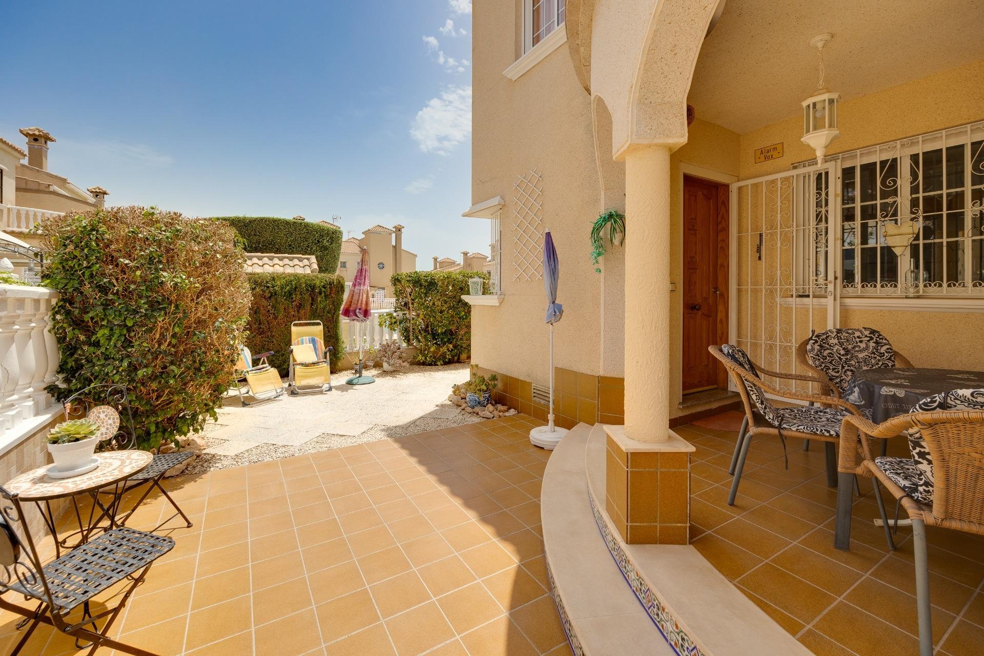 Resale - Townhouse -
Orihuela Costa - Playa Flamenca