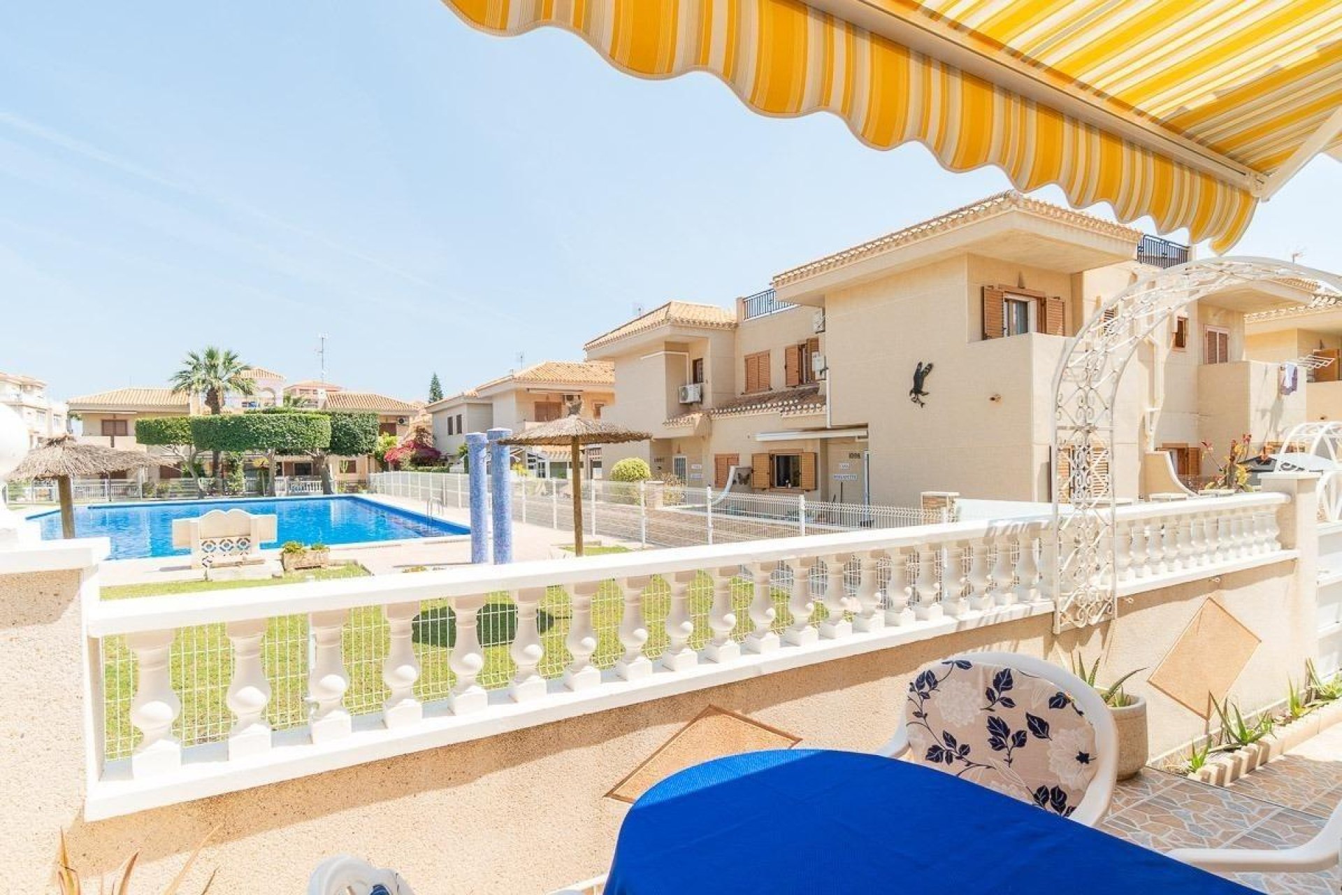 Resale - Townhouse -
Orihuela Costa - Playa Flamenca