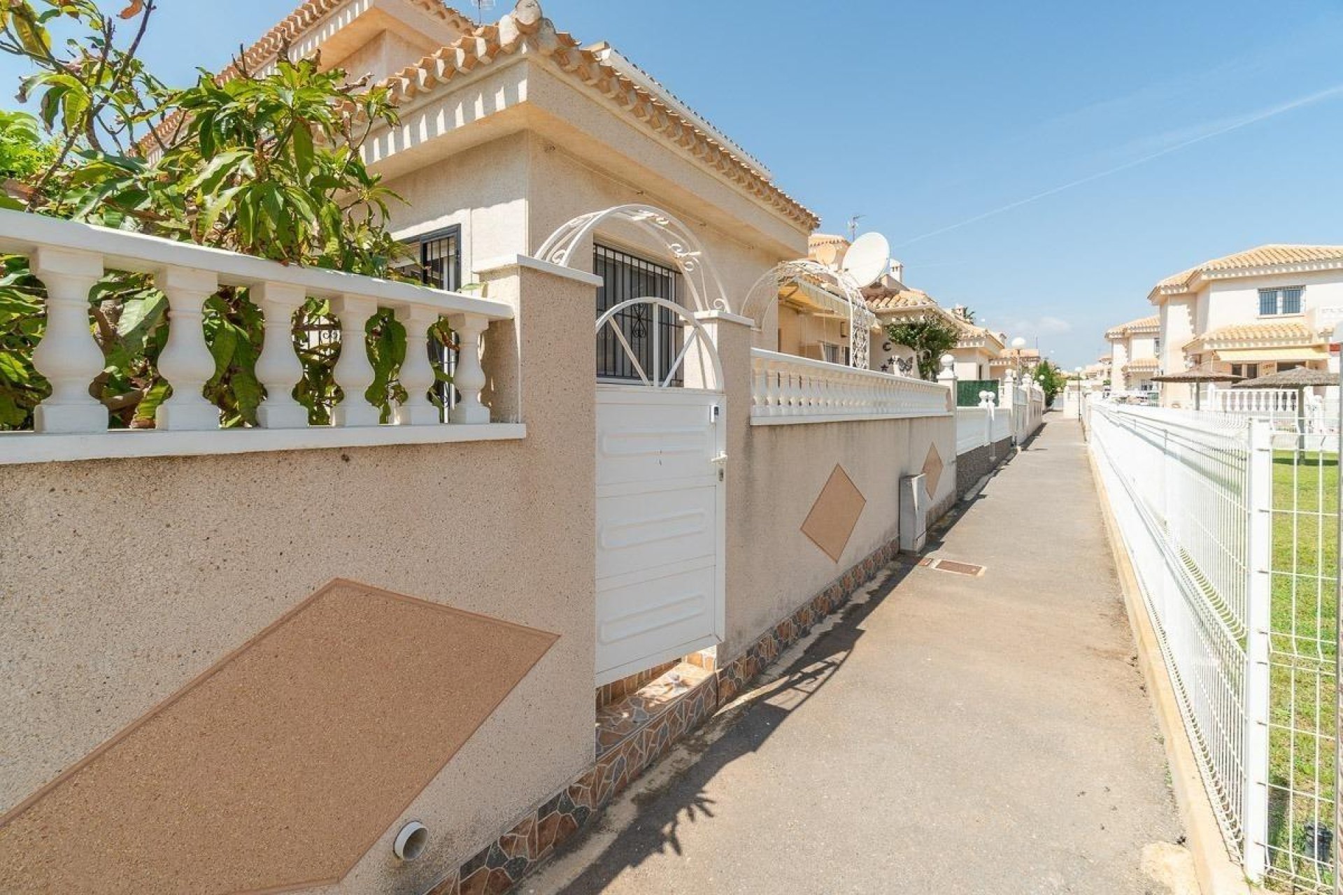 Resale - Townhouse -
Orihuela Costa - Playa Flamenca