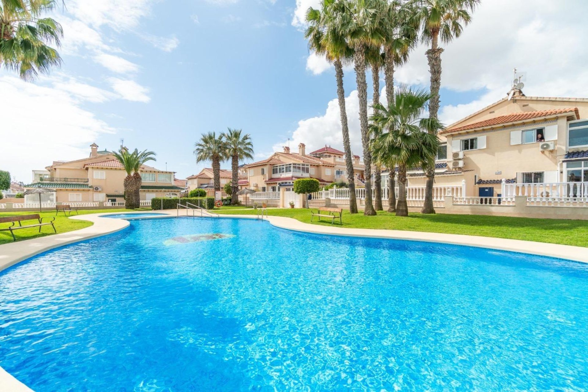 Resale - Townhouse -
Orihuela Costa - Punta Prima