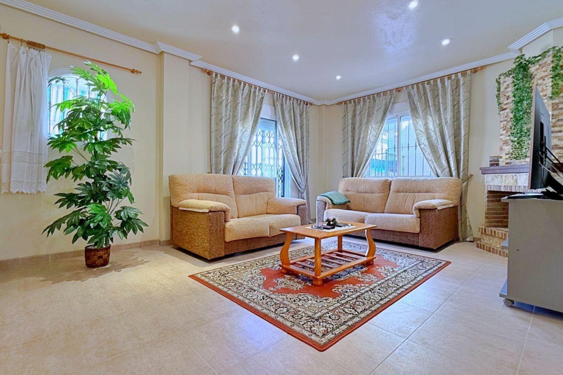 Resale - Townhouse -
Orihuela Costa - Urbanización Perla del Mar
