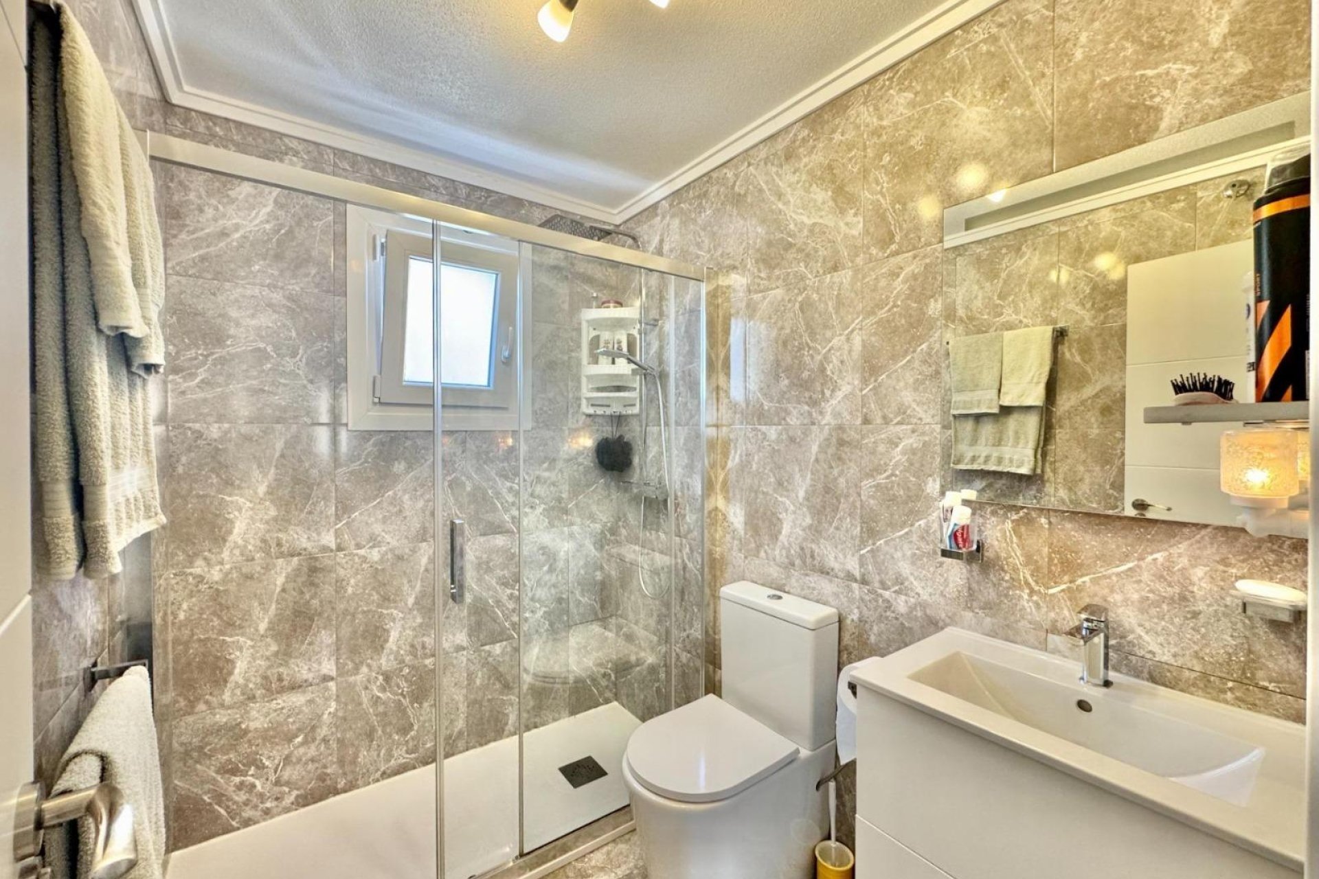 Resale - Townhouse -
Orihuela Costa - Urbanización Perla del Mar