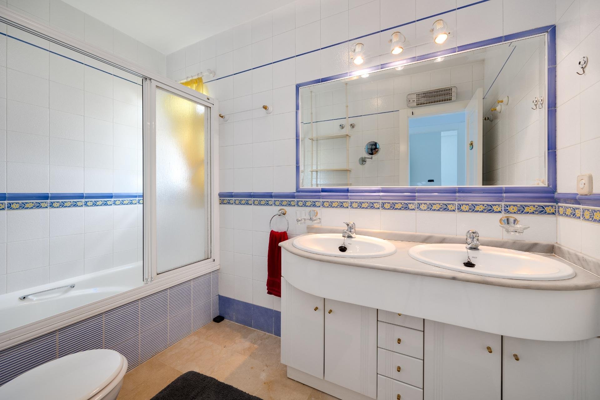 Resale - Townhouse -
Orihuela Costa - Villamartín-Las Filipinas