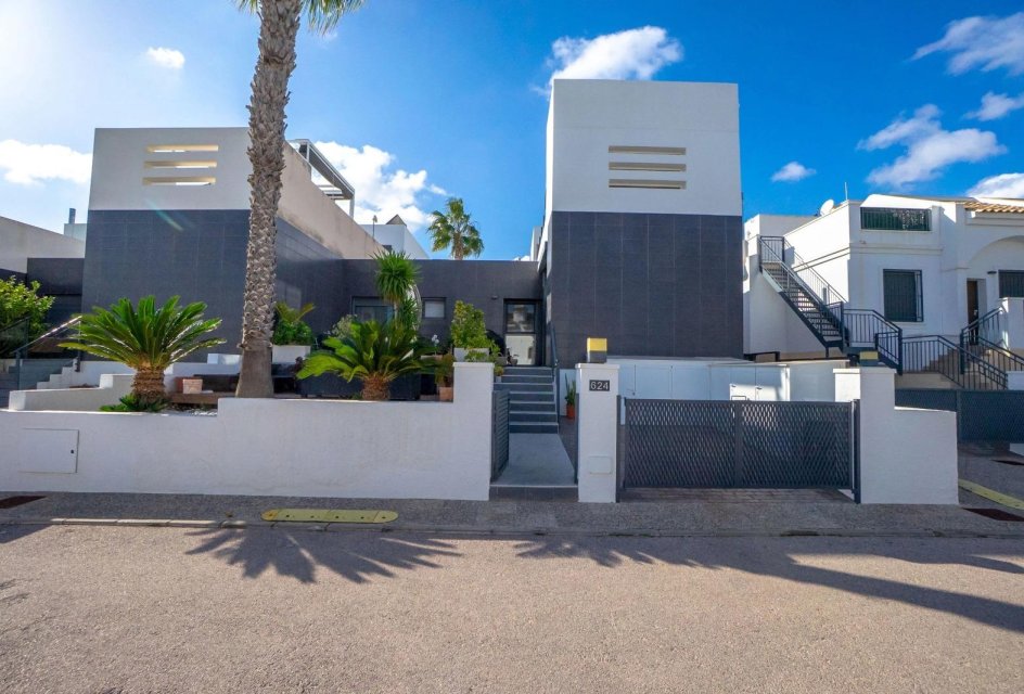 Resale - Townhouse -
Orihuela Costa - Villamartín-Las Filipinas