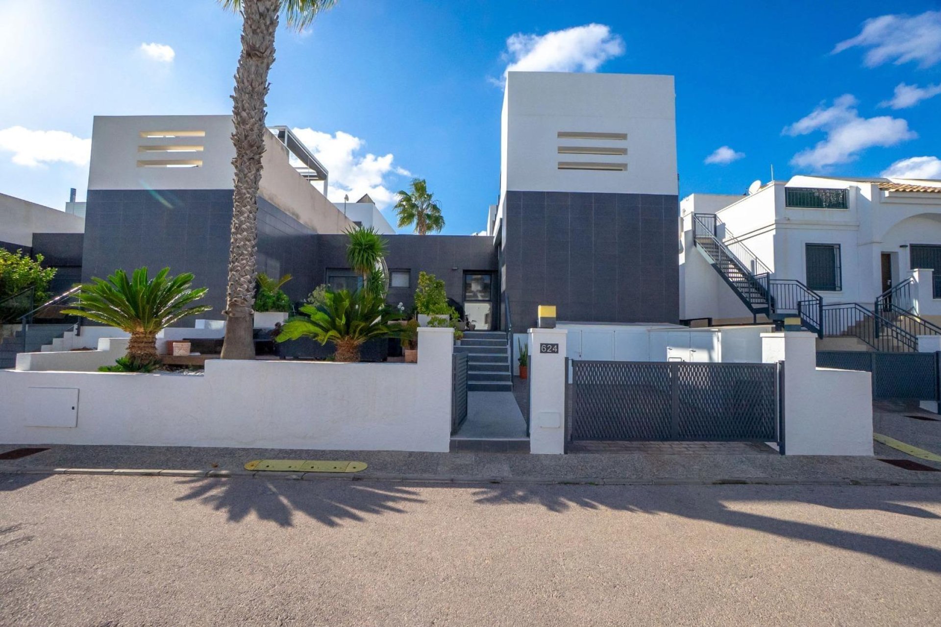 Resale - Townhouse -
Orihuela Costa - Villamartín-Las Filipinas