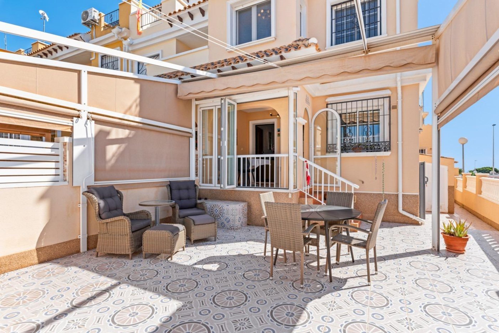 Resale - Townhouse -
Torrevieja - Aguas nuevas 2