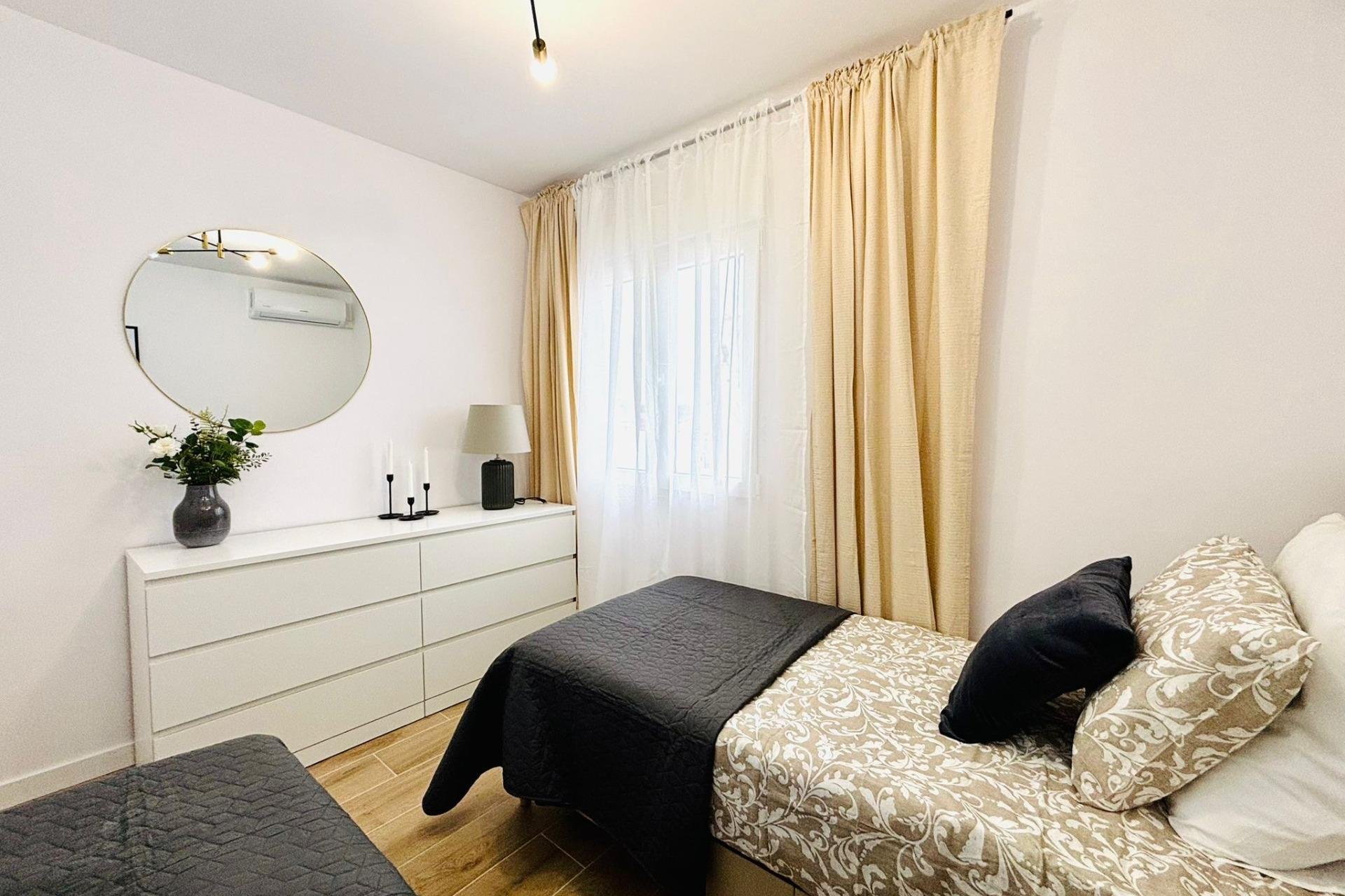 Resale - Townhouse -
Torrevieja - Carrefour