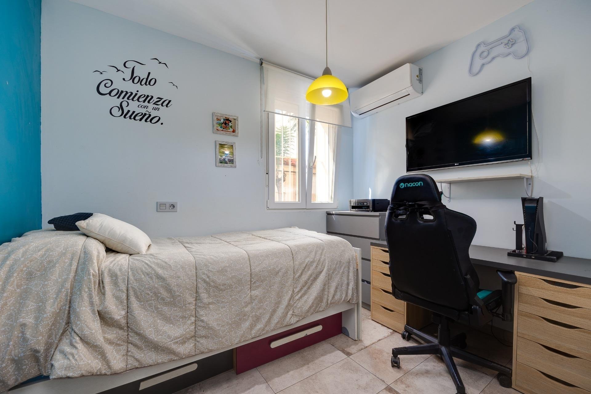 Resale - Townhouse -
Torrevieja - Centro