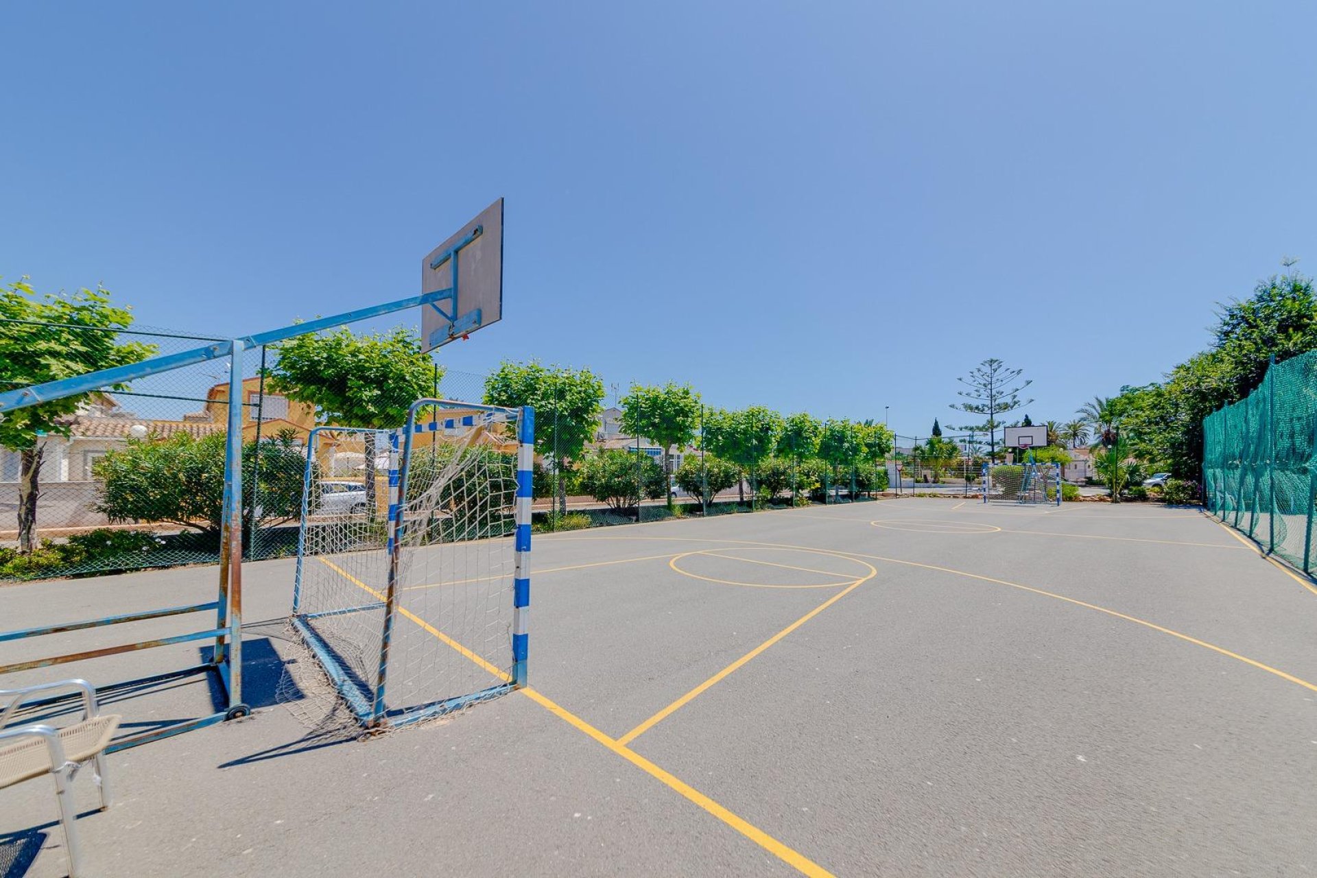 Resale - Townhouse -
Torrevieja - La Siesta - El Salado - Torreta