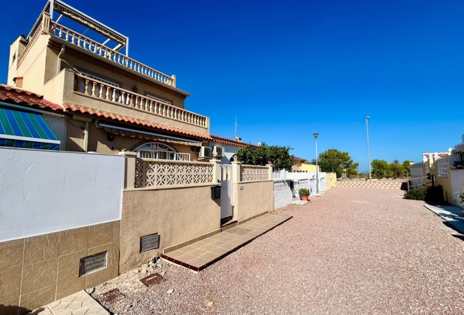 Resale - Townhouse -
Torrevieja - La siesta