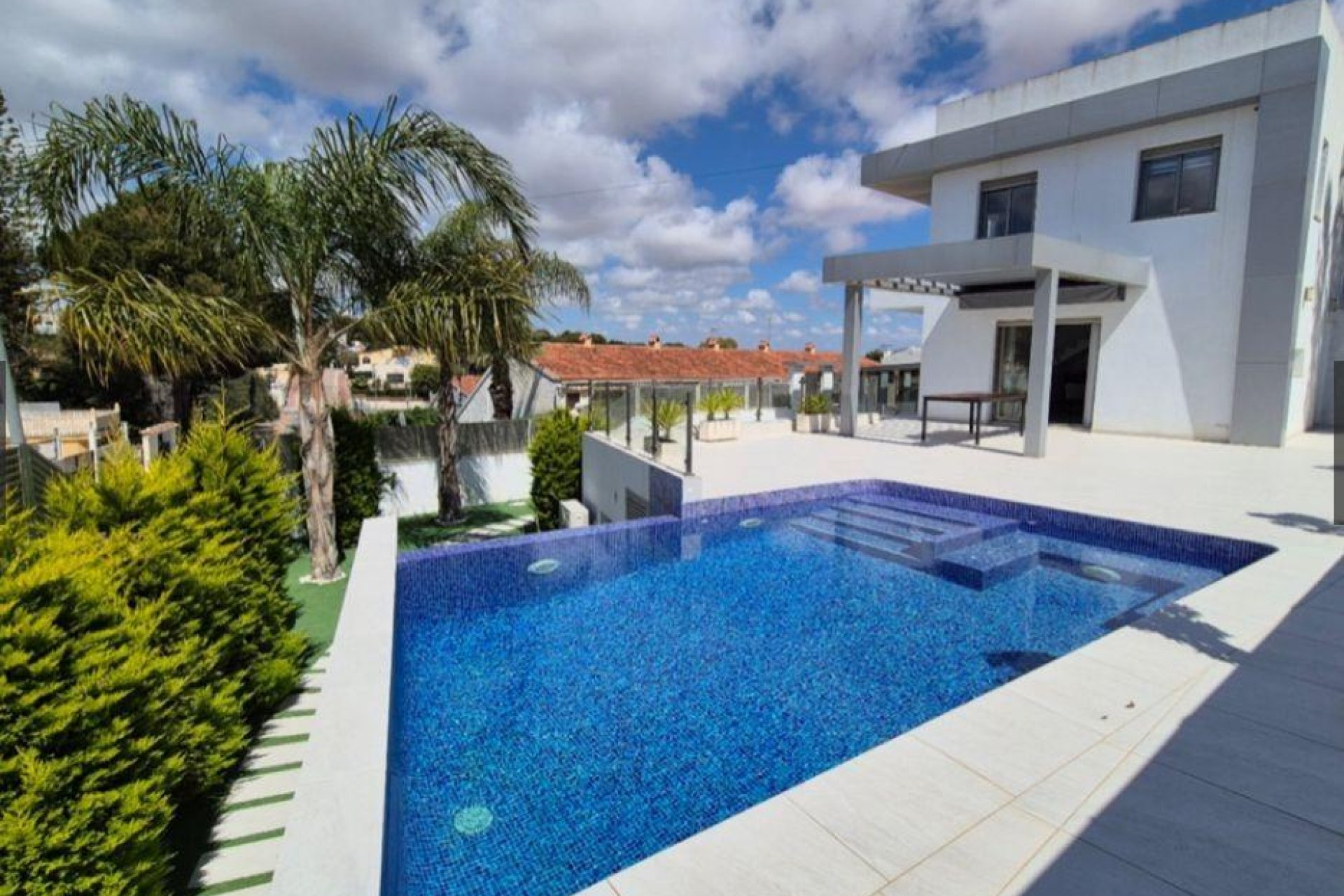 Resale - Townhouse -
Torrevieja - Los balcones