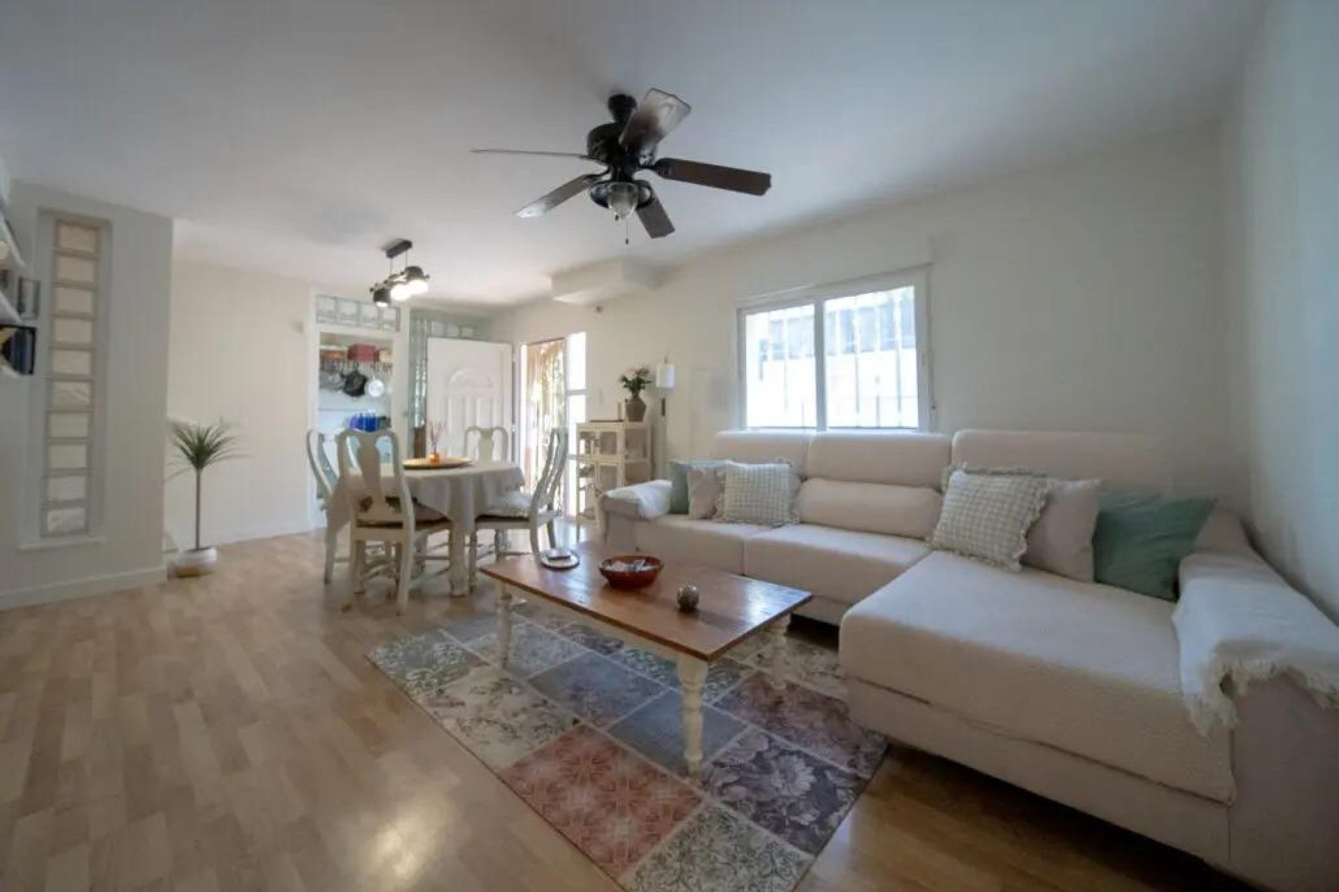 Resale - Townhouse -
Torrevieja - Los balcones