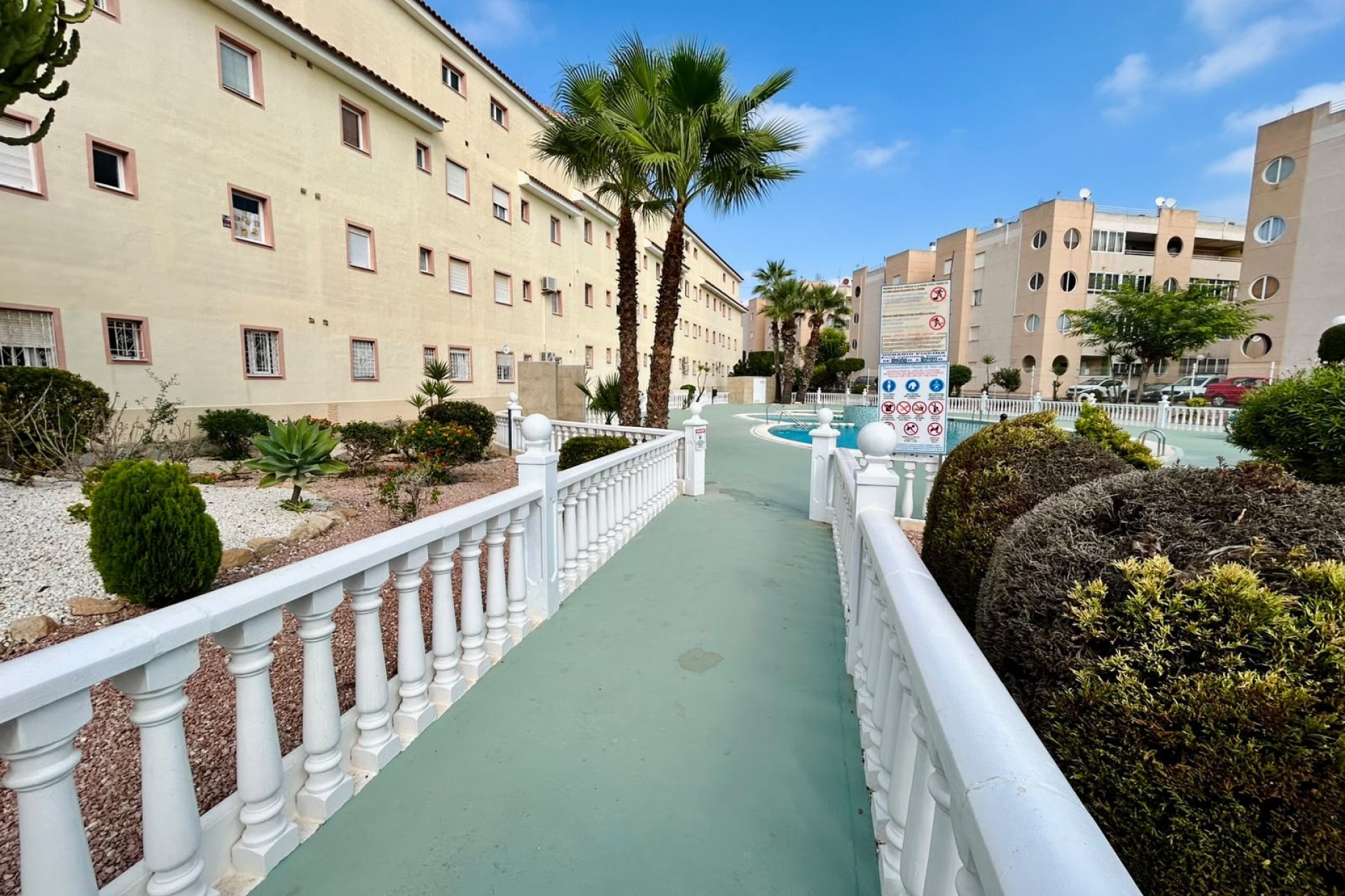 Resale - Townhouse -
Torrevieja - San Luis