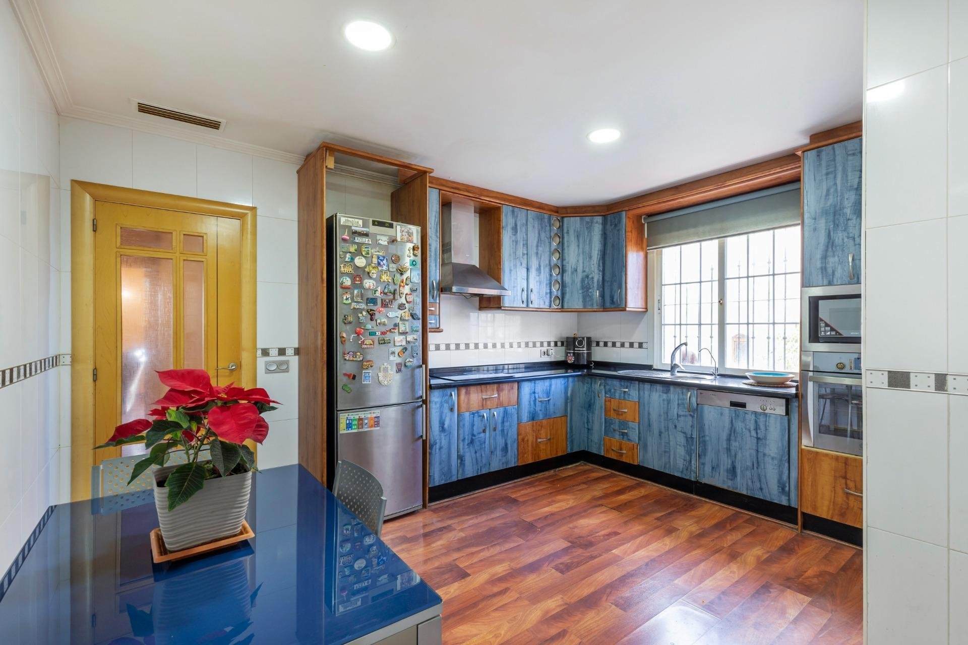 Resale - Townhouse -
Torrevieja - Zona los Frutales