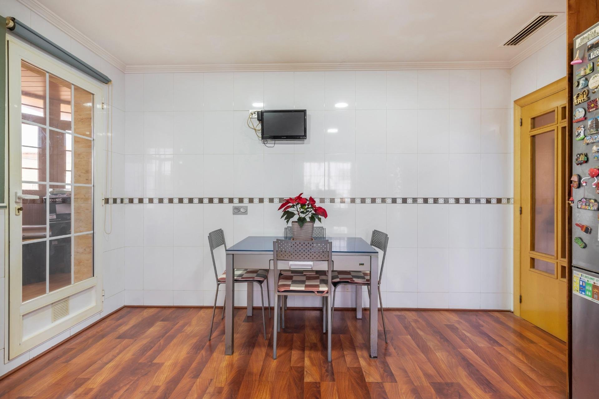 Resale - Townhouse -
Torrevieja - Zona los Frutales