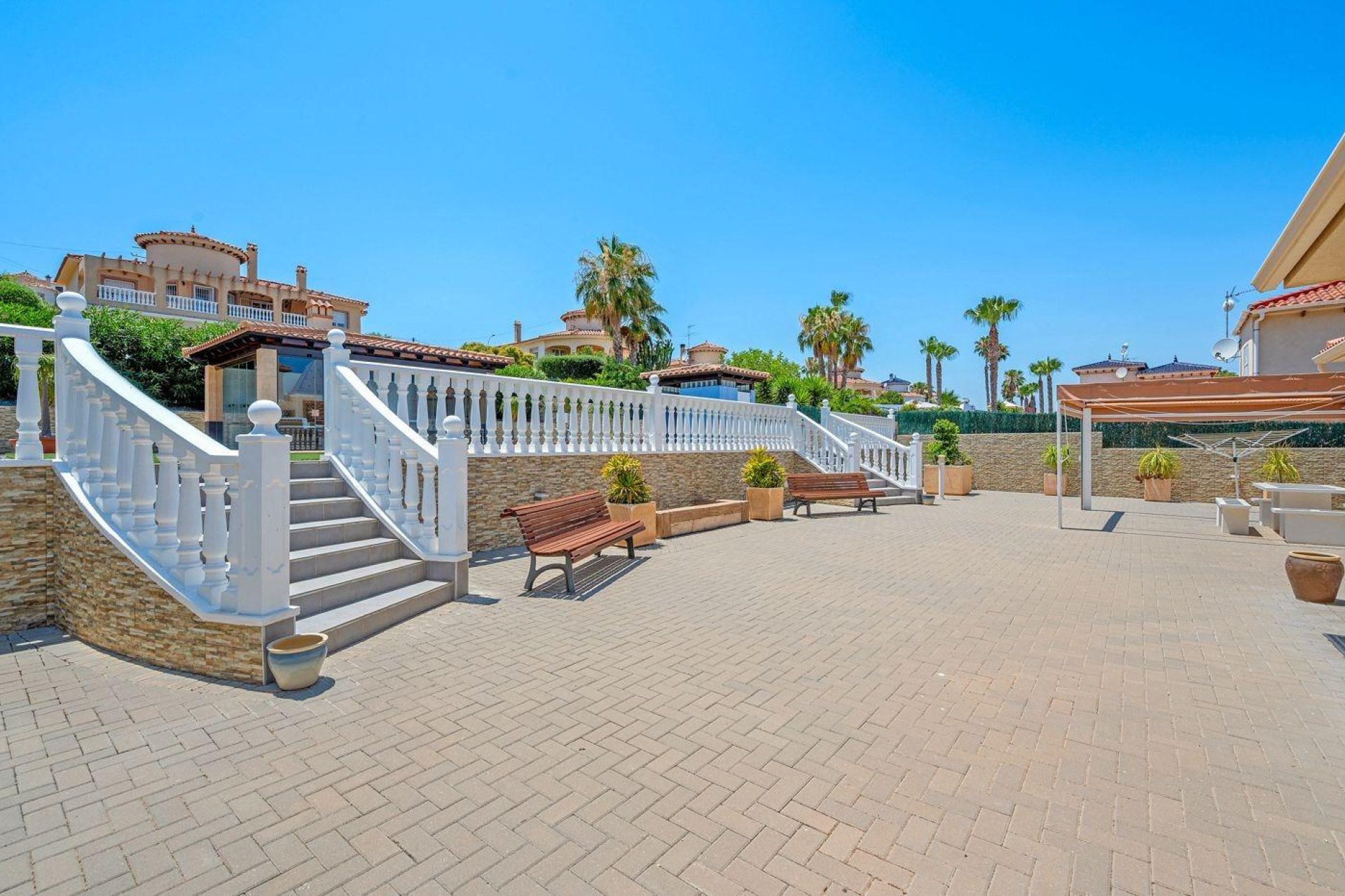 Resale - Villa -
Algorfa - Comunidad valenciana