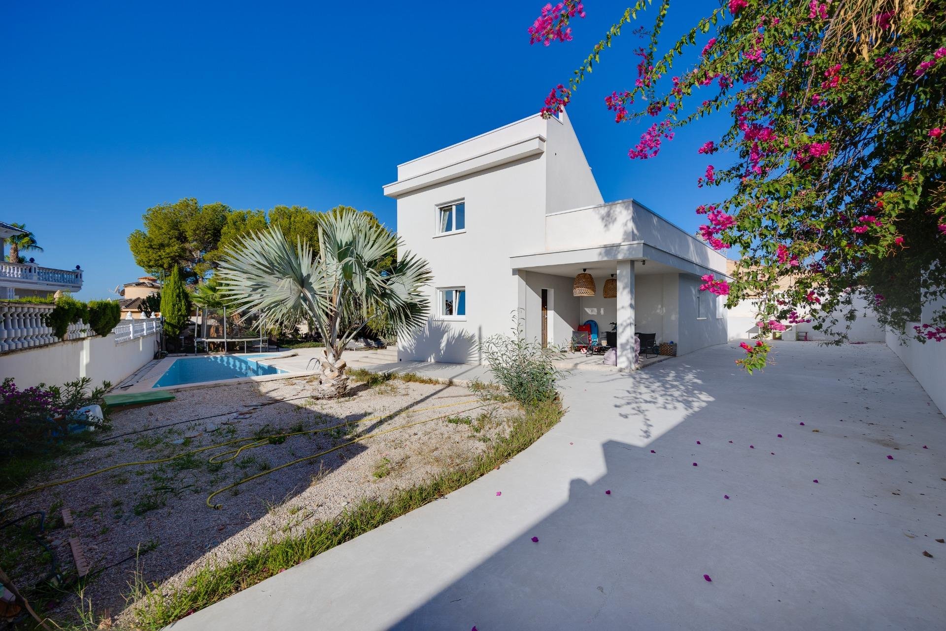 Resale - Villa -
Ciudad quesada