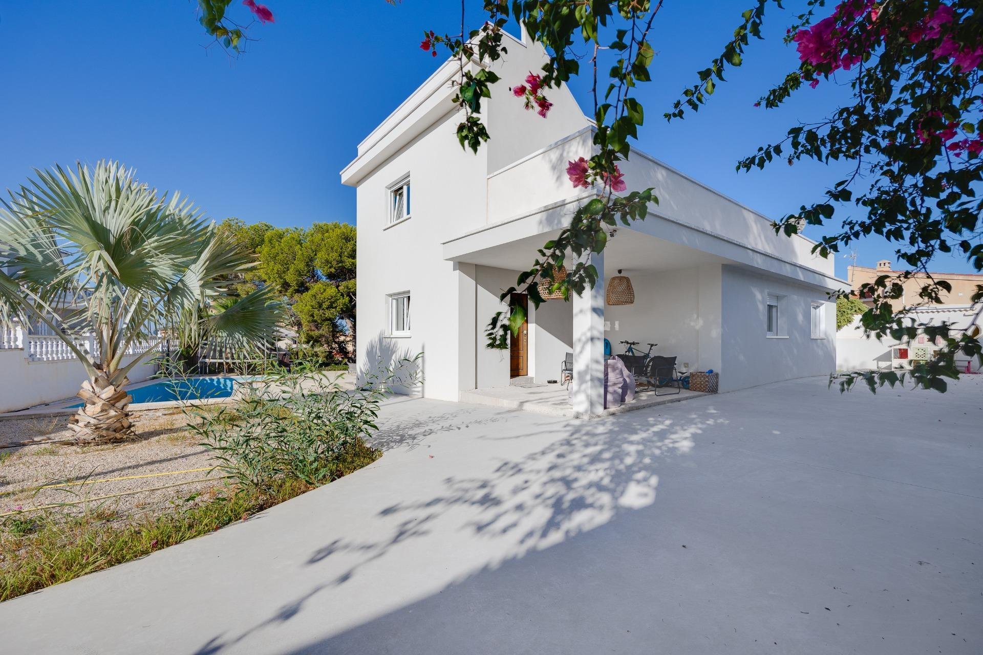 Resale - Villa -
Ciudad quesada