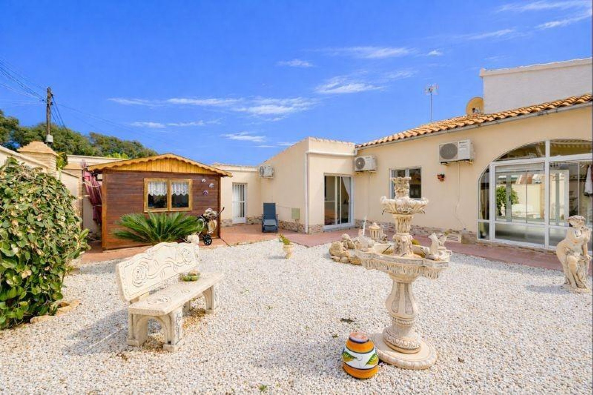 Resale - Villa -
Orihuela Costa - Cabo Roig