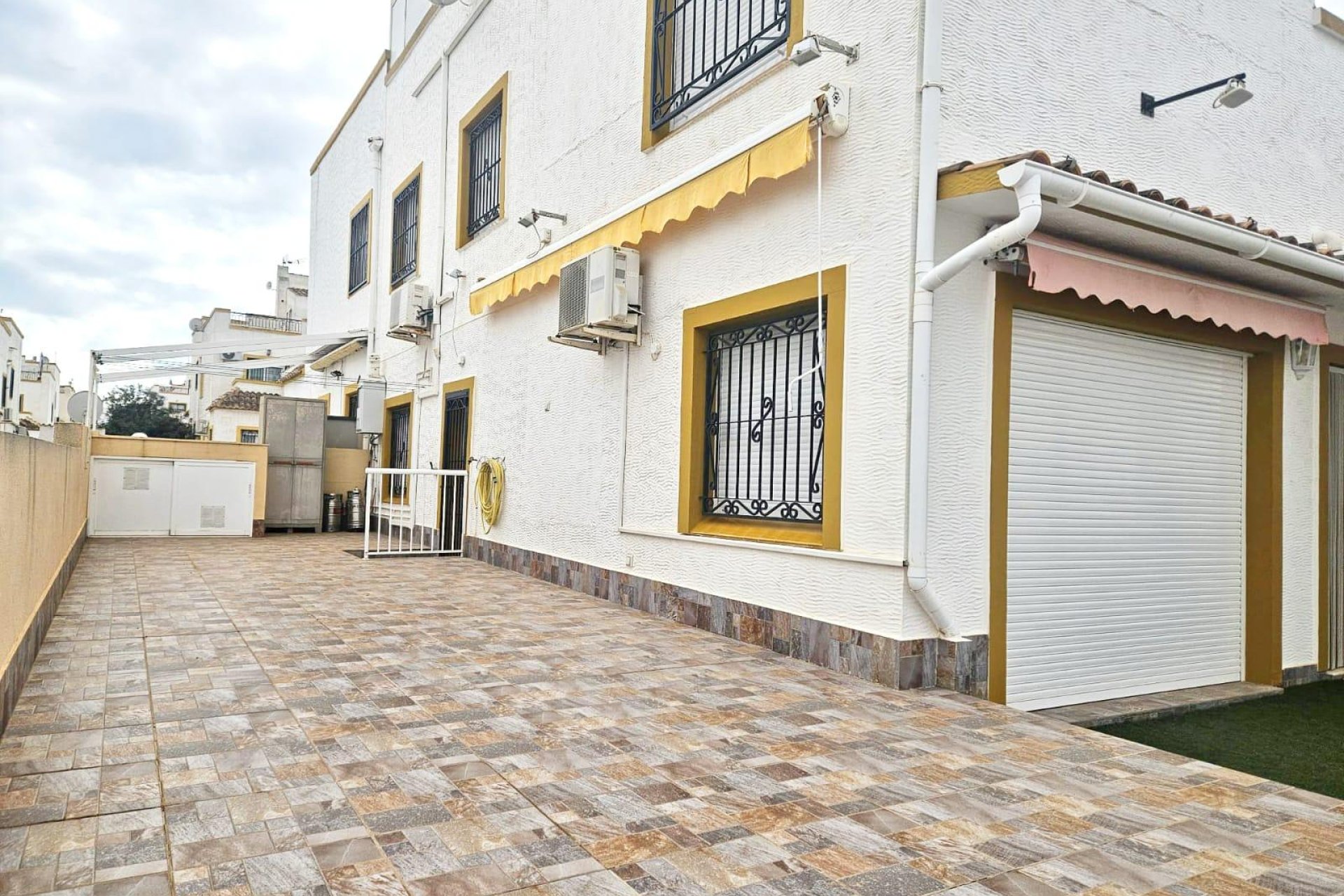 Resale - Villa -
Orihuela Costa - Dream Hills