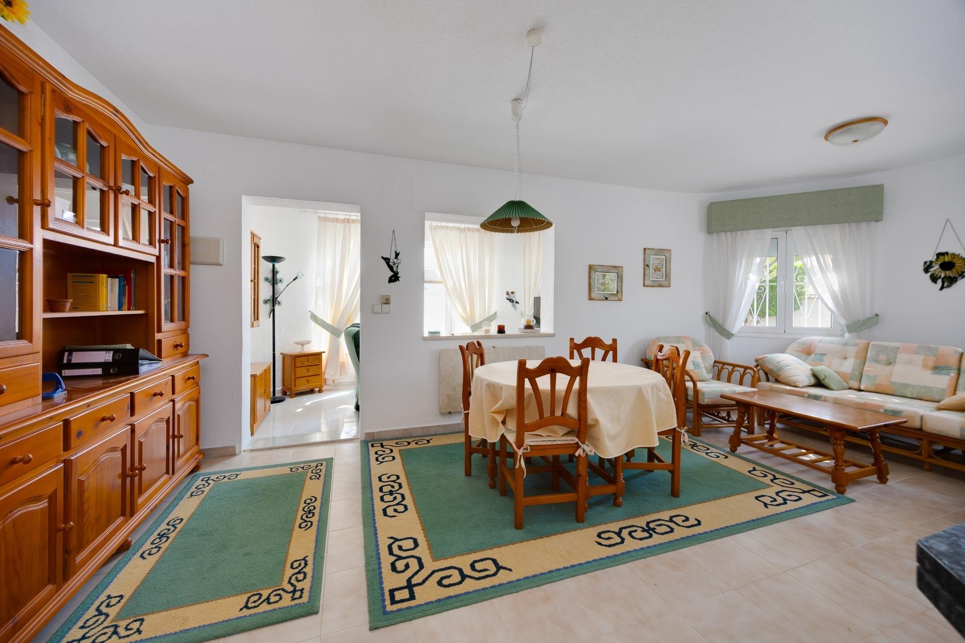 Resale - Villa -
Orihuela Costa - La Florida