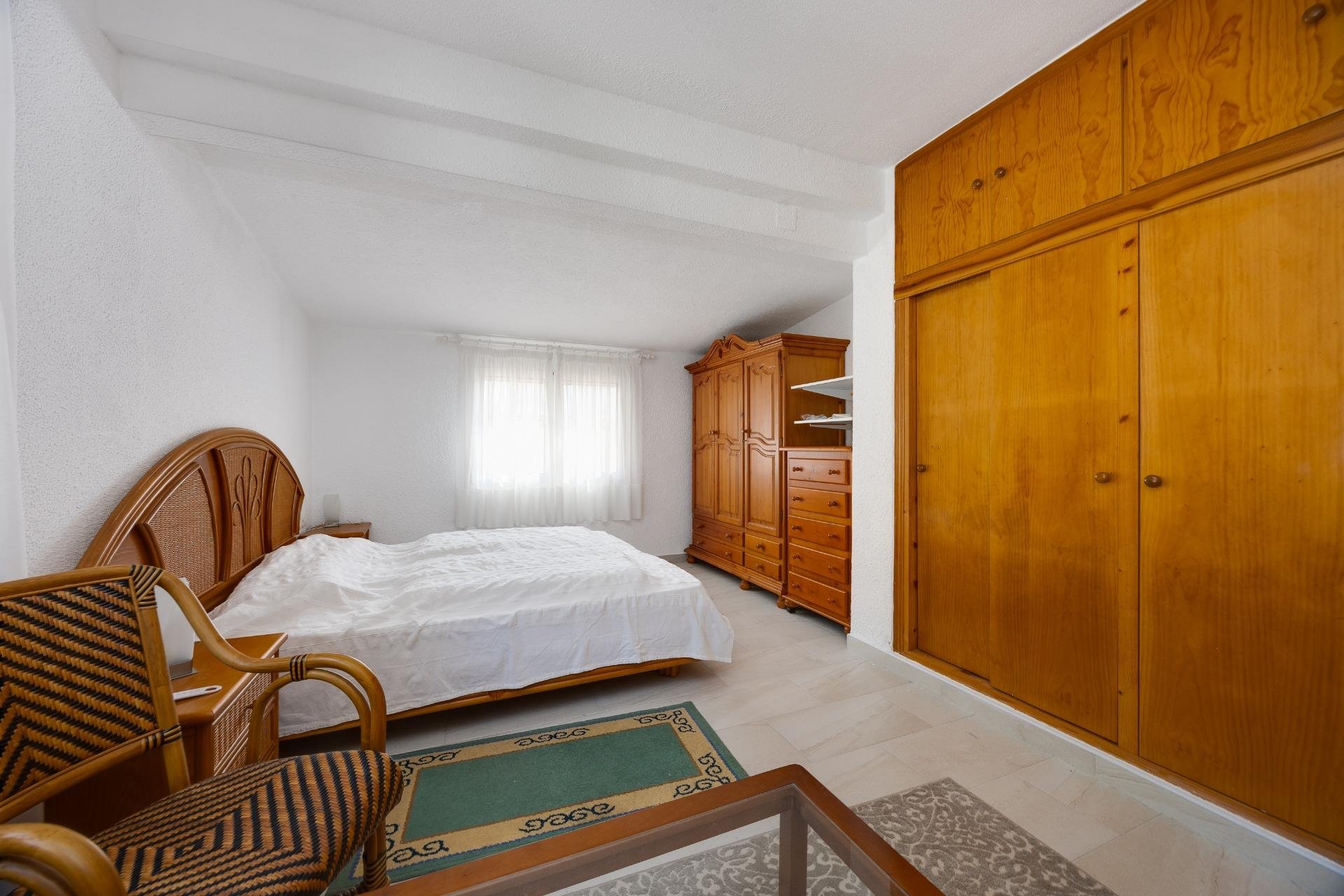 Resale - Villa -
Orihuela Costa - La Florida