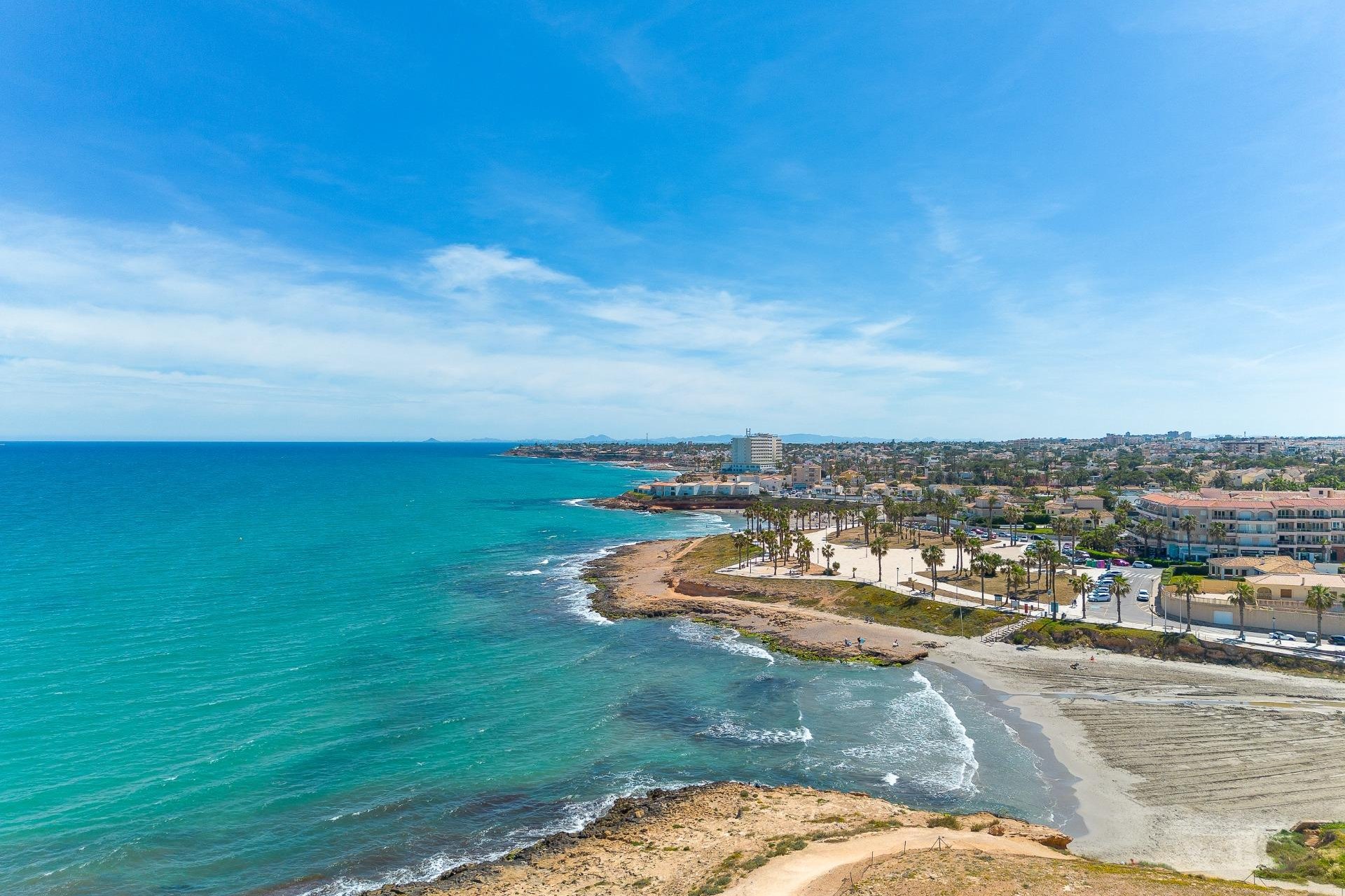 Resale - Villa -
Orihuela Costa - La Florida