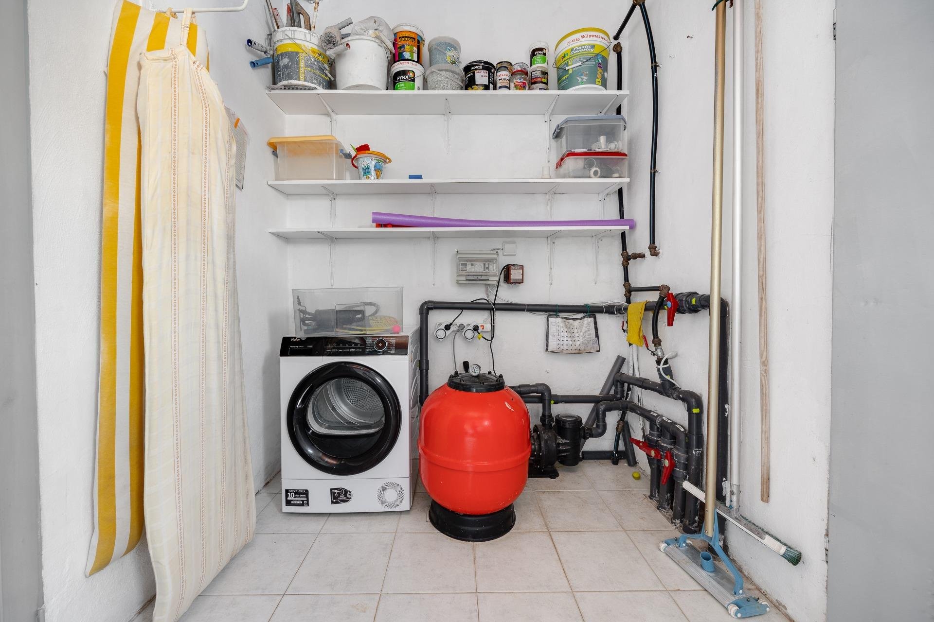 Resale - Villa -
Orihuela Costa - La Regia