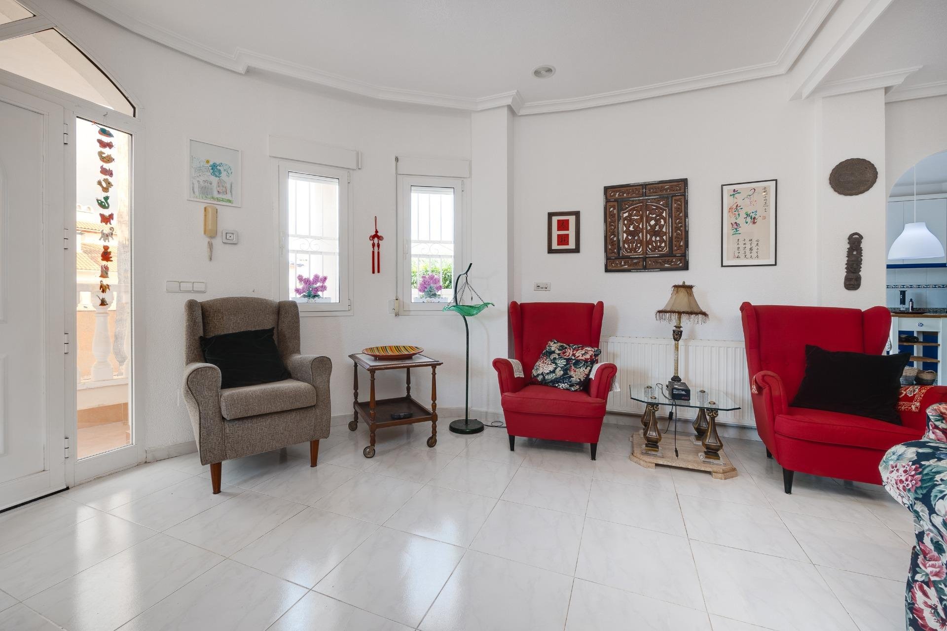 Resale - Villa -
Orihuela Costa - La Zenia