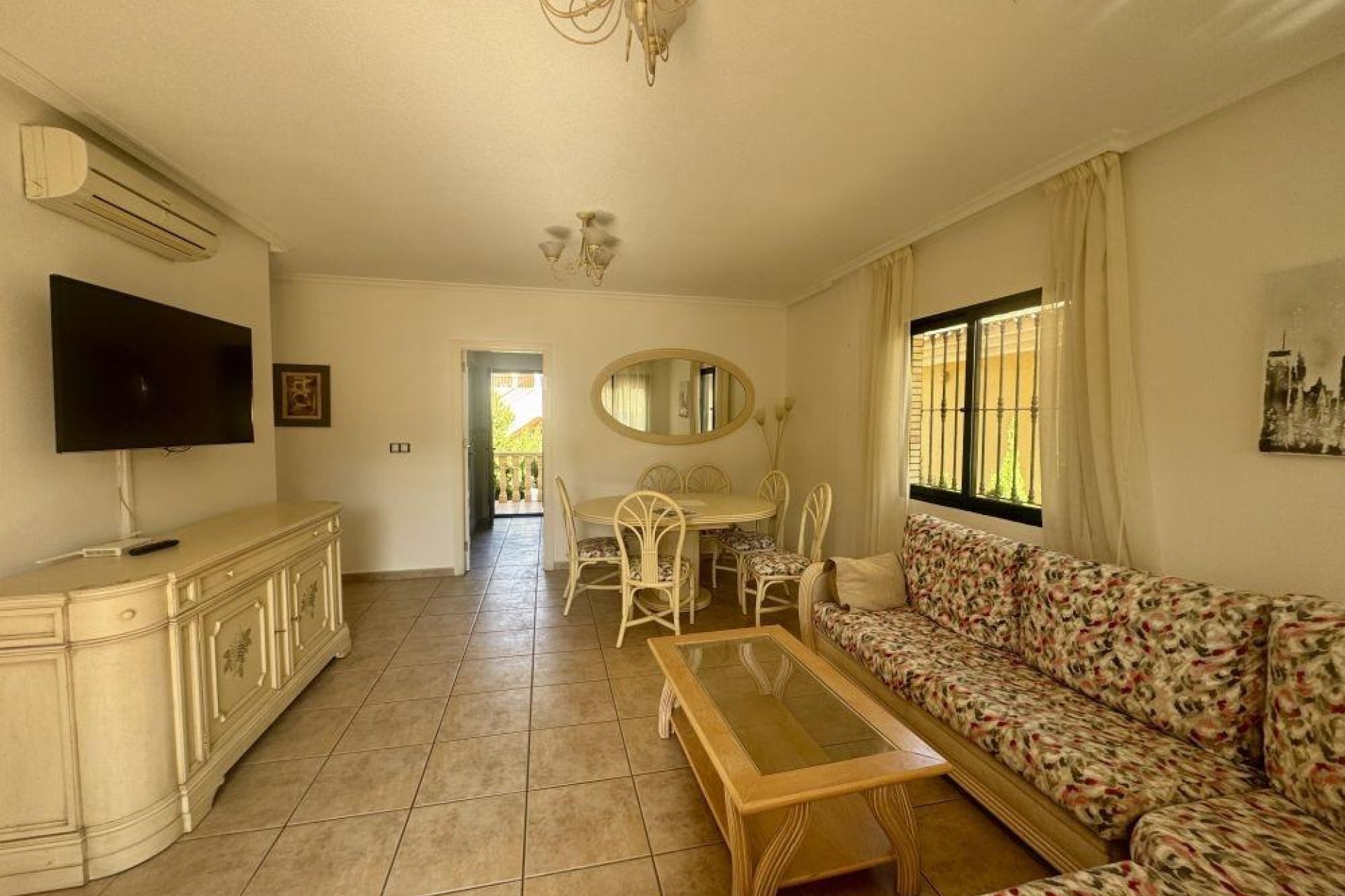 Resale - Villa -
Orihuela Costa - Las Filipinas