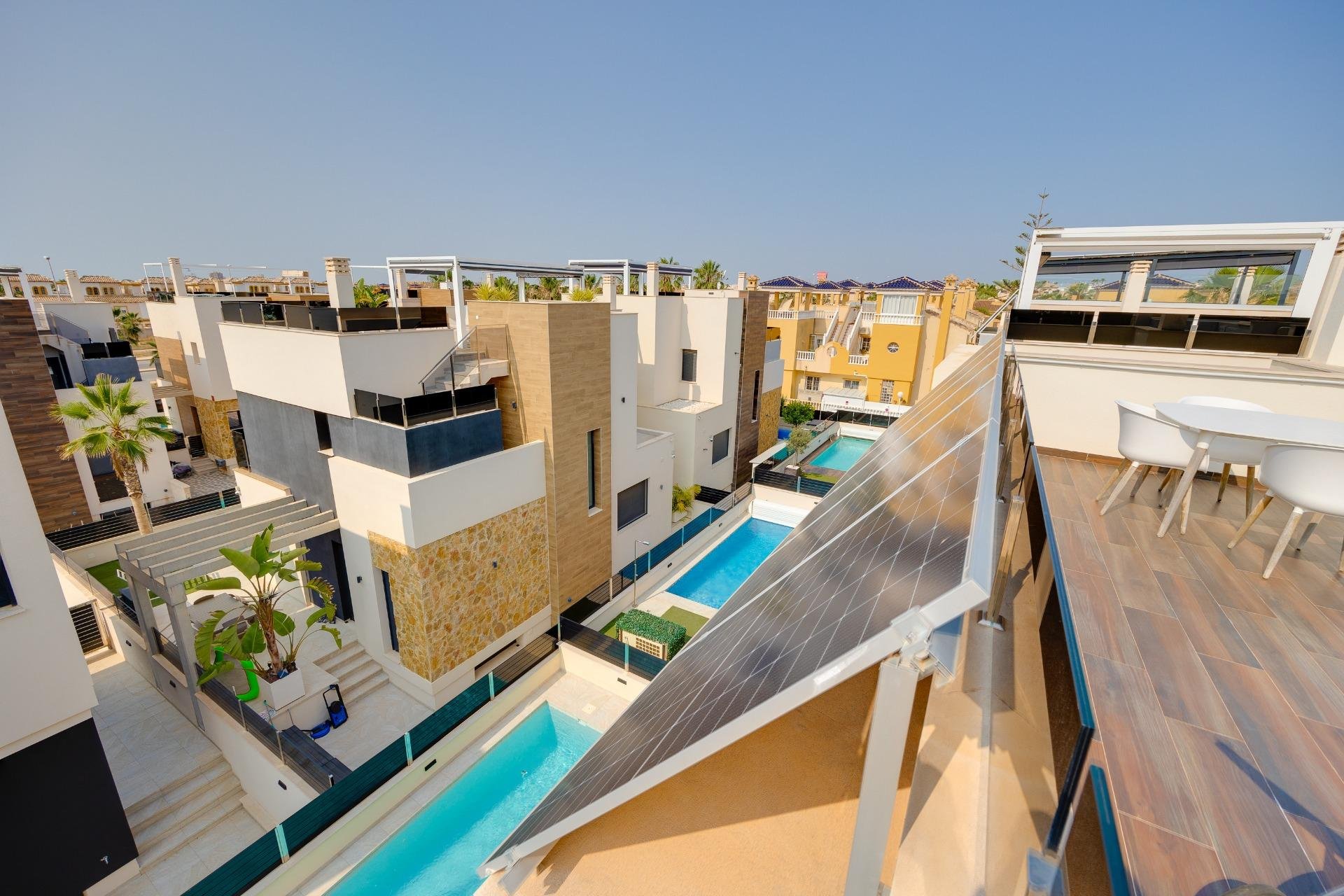 Resale - Villa -
Orihuela Costa - Lomas de Cabo Roig