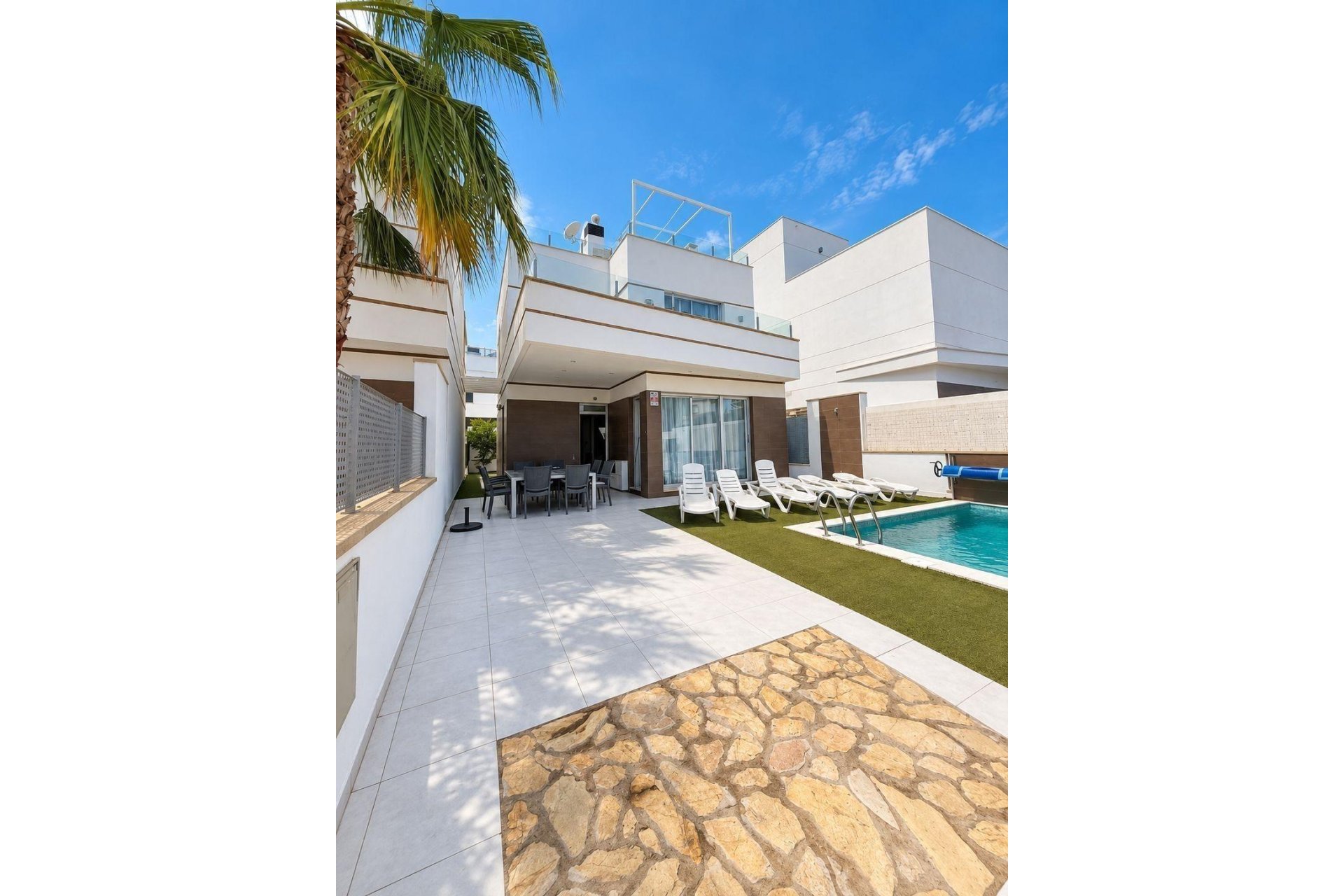 Resale - Villa -
Orihuela Costa - Lomas de Cabo Roig