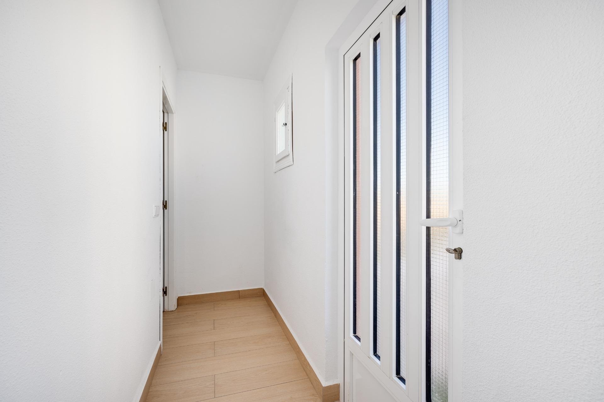 Resale - Villa -
Orihuela Costa - Los Almendros-La Florida