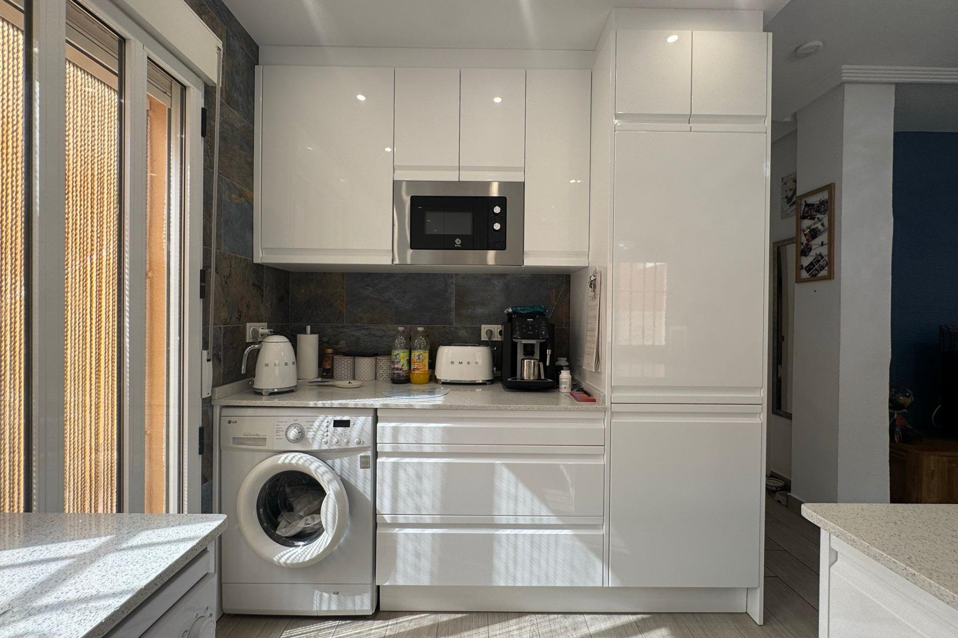 Resale - Villa -
Orihuela Costa - Los Almendros-La Florida
